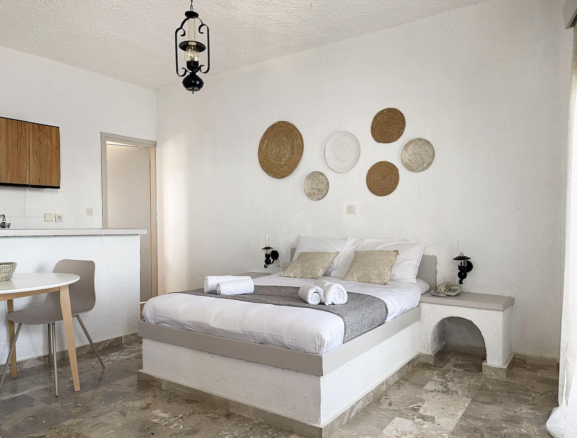 Achlia Hotel Bagian luar foto